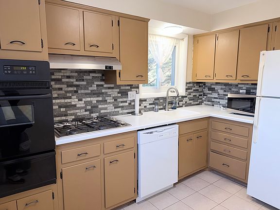 2nd image of 4207 15th St N #1
