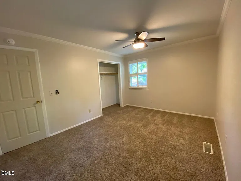 409 Killington Dr — Photo 12