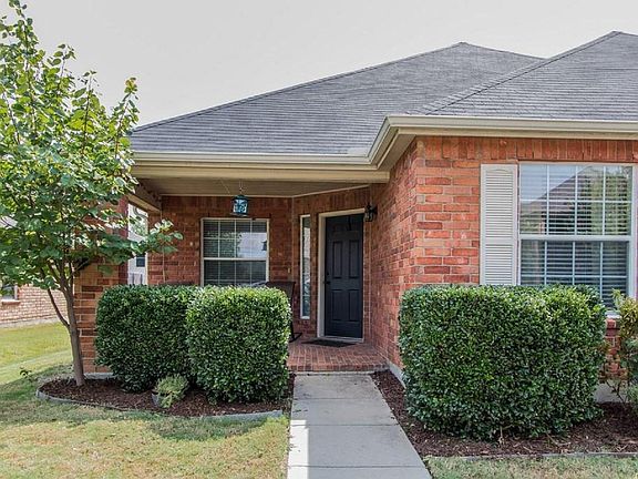 3rd image of 2637 Elderberry Ln
