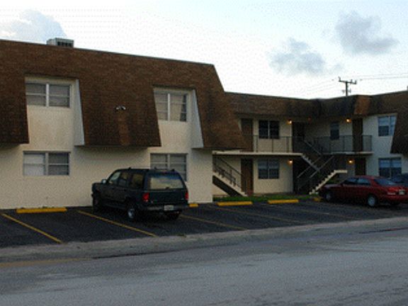 2nd image of 3810 SW 60th Ave #104