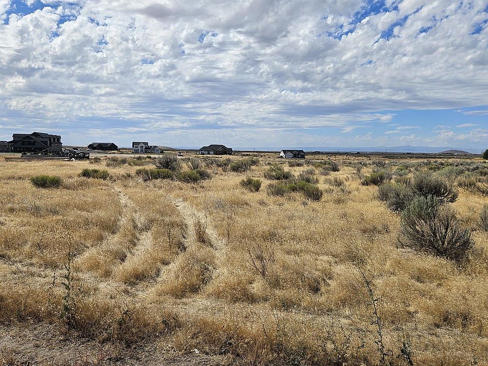 2nd image of Tbd Bonanza Rd