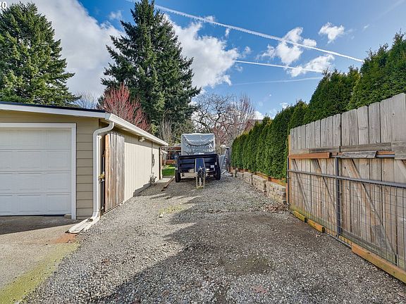3rd image of 5203 NE 19th Ave