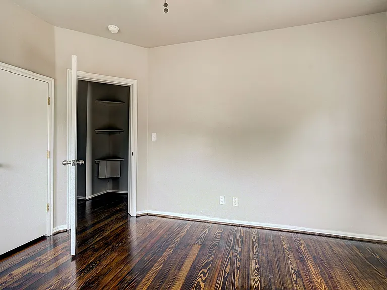 440 Elm Ave #2 — Photo 21