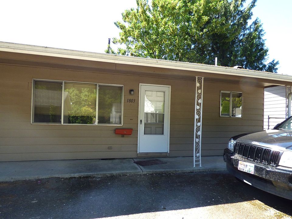 2nd image of 1801-1803 Park Ave NE