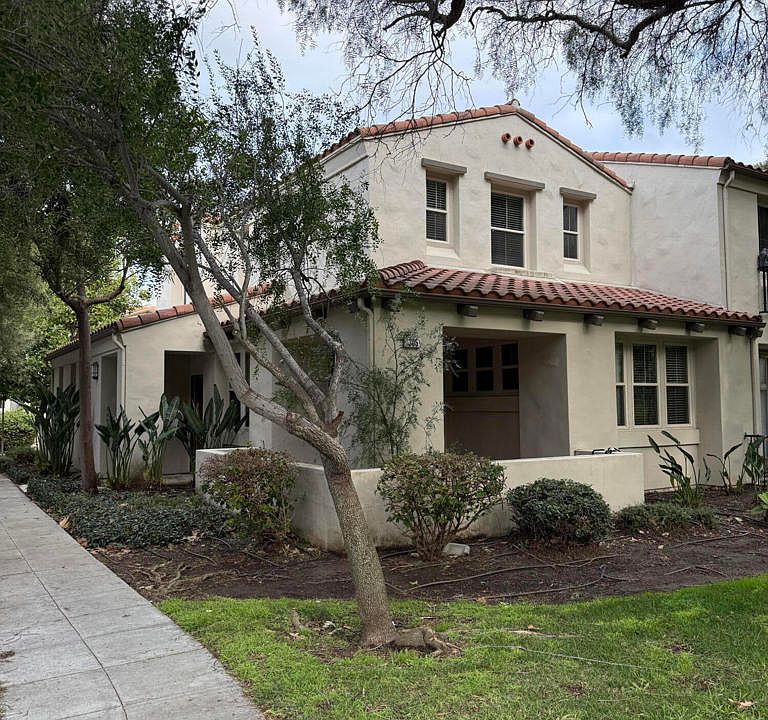 1st image of 305 Channel Islands Dr