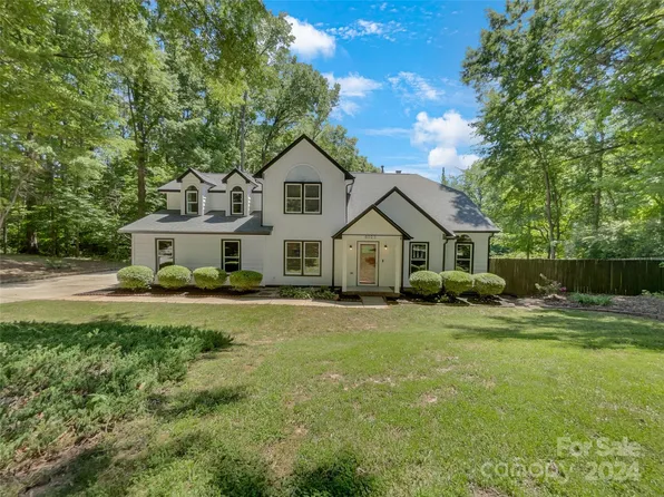 4023 Water Wheel Ct, Matthews, NC 28104