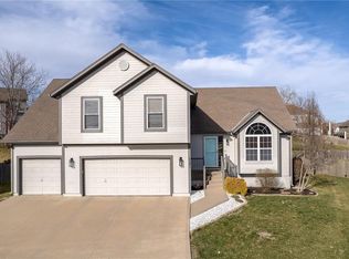 2341 SW Current Ct, Lees Summit, MO 64082