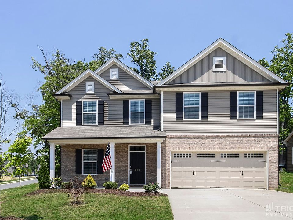 1st image of 203 Moonstone Ct