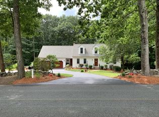 19 Smith Rd, Charlton, MA 01507