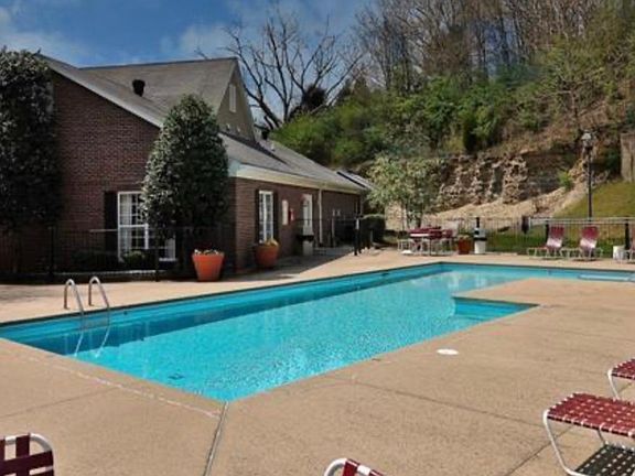 3rd image of 6820 Highway 70 S APT 202