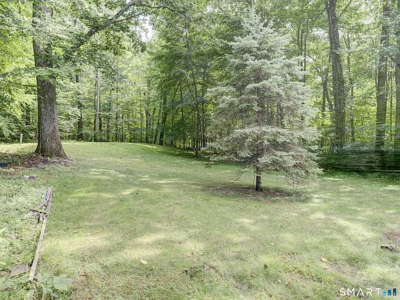 4th image of 142 Root Road