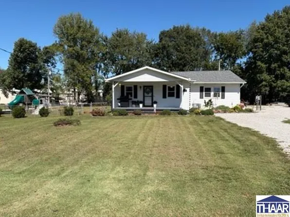 3698 E Broadlands Ave, Terre Haute, IN 47805