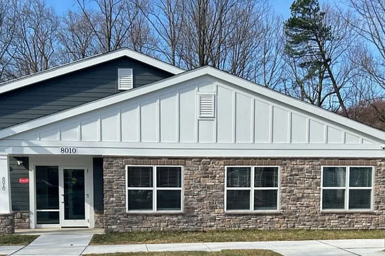 Eagle Park Village — Photo 4
