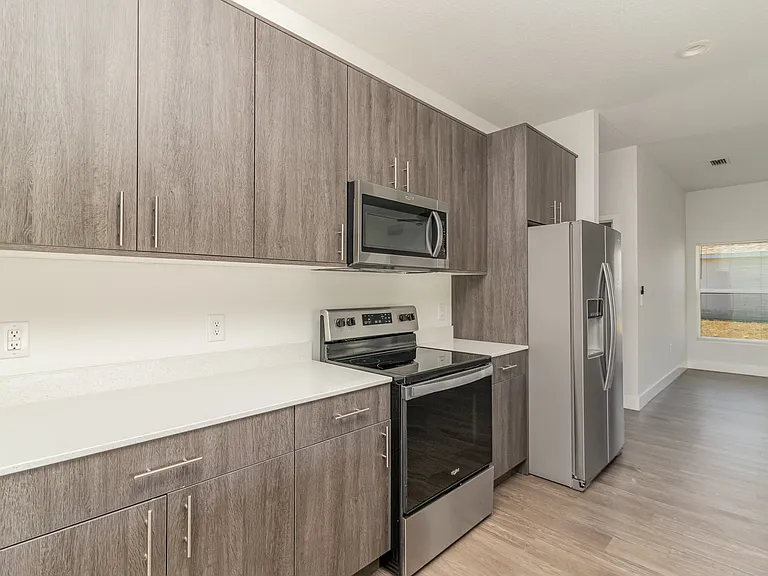 1213 Waterford St SE — Photo 10