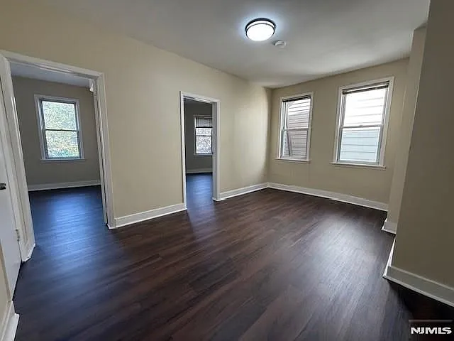 234 Paterson Ave — Photo 8