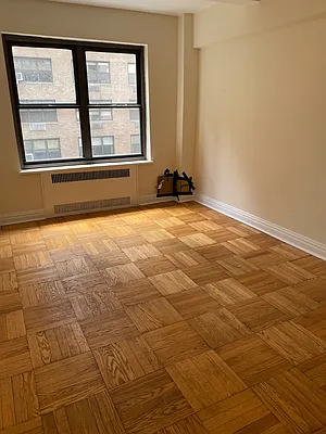 Rented by Real Estate Investors Group LLC | media 21