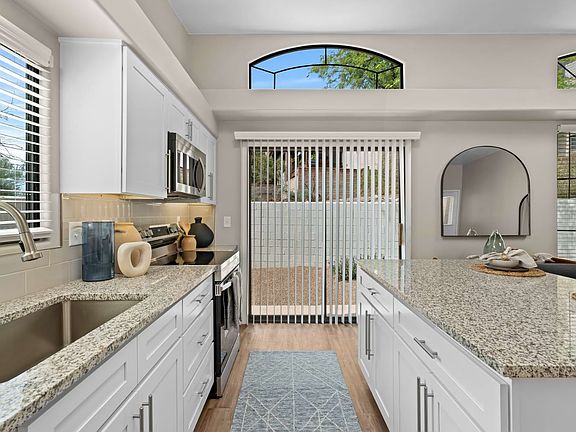 4th image of 4647 N Campbell Ave #2-042