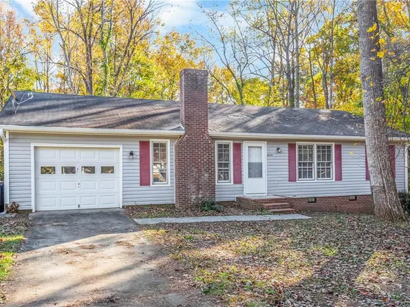 4059 Village Pl, Winston Salem, NC 27127