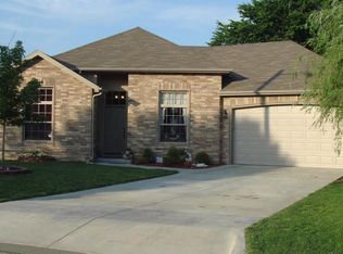 3121 E Kingsley St, Springfield, MO 65804