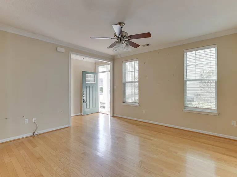 4138 Seafarer Ave #1 — Photo 6