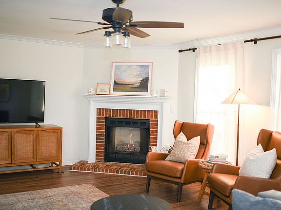 4th image of 408 Las Gaviotas Blvd
