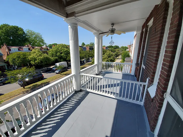 7 N Arthur Ashe Blvd #10 — Photo 21