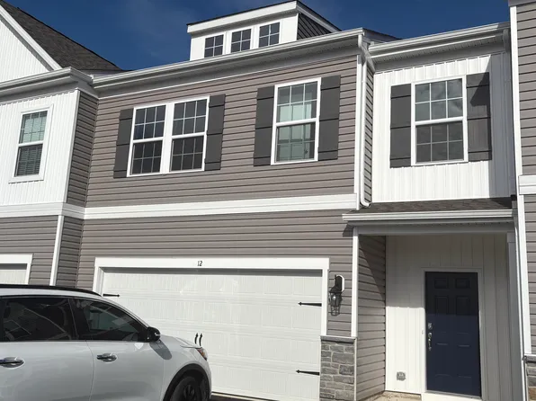 12 Scotty Blvd #302, Rio Grande, NJ 08242