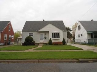16739 Sarmorr St, Roseville, MI 48066