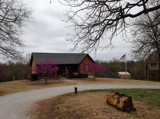 1992 Banner Rd, Goodman, MO 64843