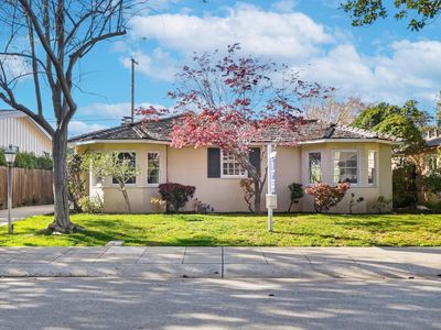 779 Garland Dr, Palo Alto, CA, 94303