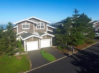 345 Promontory Ln, Tillamook, OR 97141