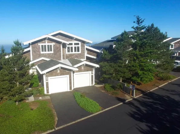 345 Promontory Ln, Tillamook, OR 97141