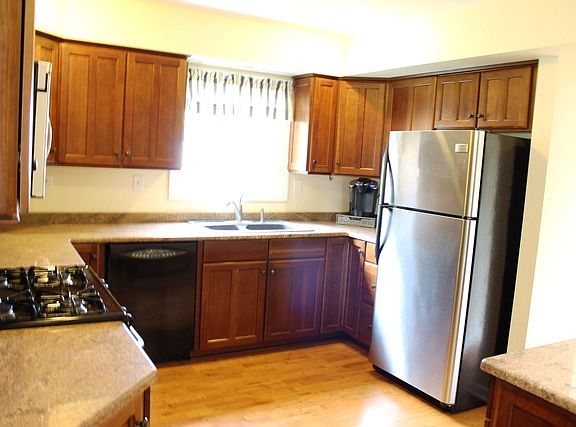5th image of 5006 Chambers Dr