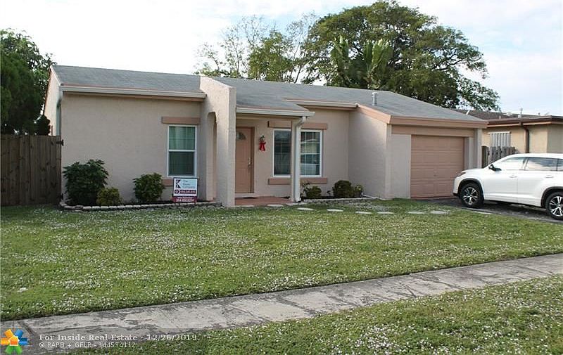 1st image of 3921 NW 115th Ter