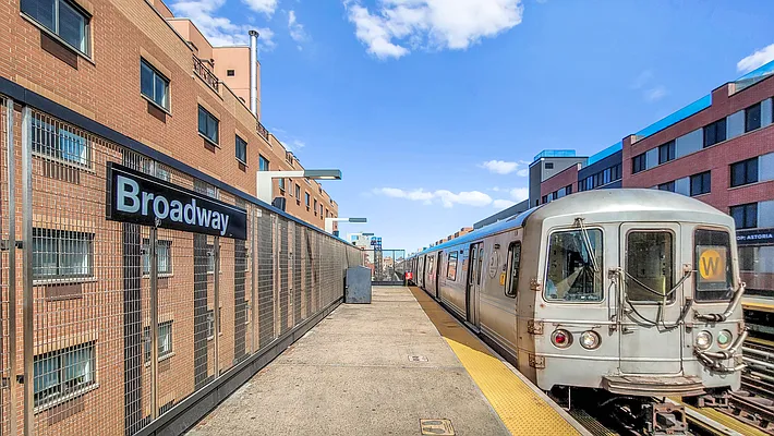 Sold by Hauseit LLC | media 10