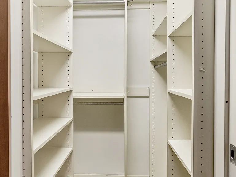 8 Clark St #3B — Photo 7