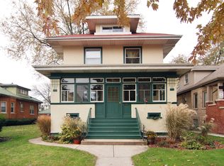 1141 Wenonah Ave, Oak Park, IL 60304