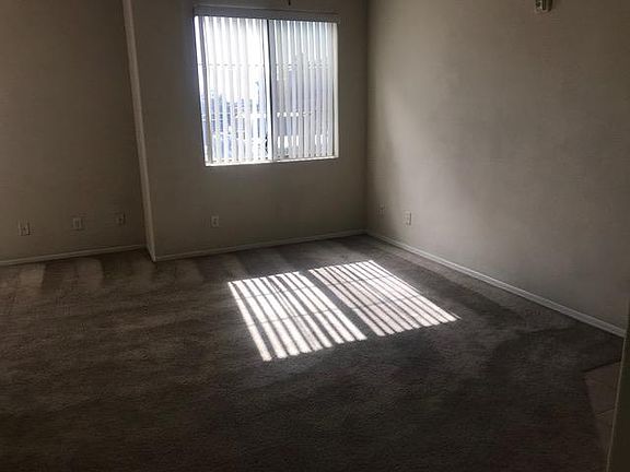 5th image of 1941 S Pierpont Dr APT 1027