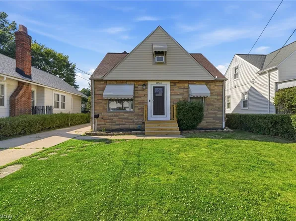 29963 Phillips Ave, Wickliffe, OH 44092