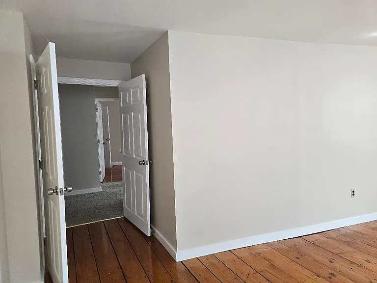 73 Middle St #2 — Photo 11
