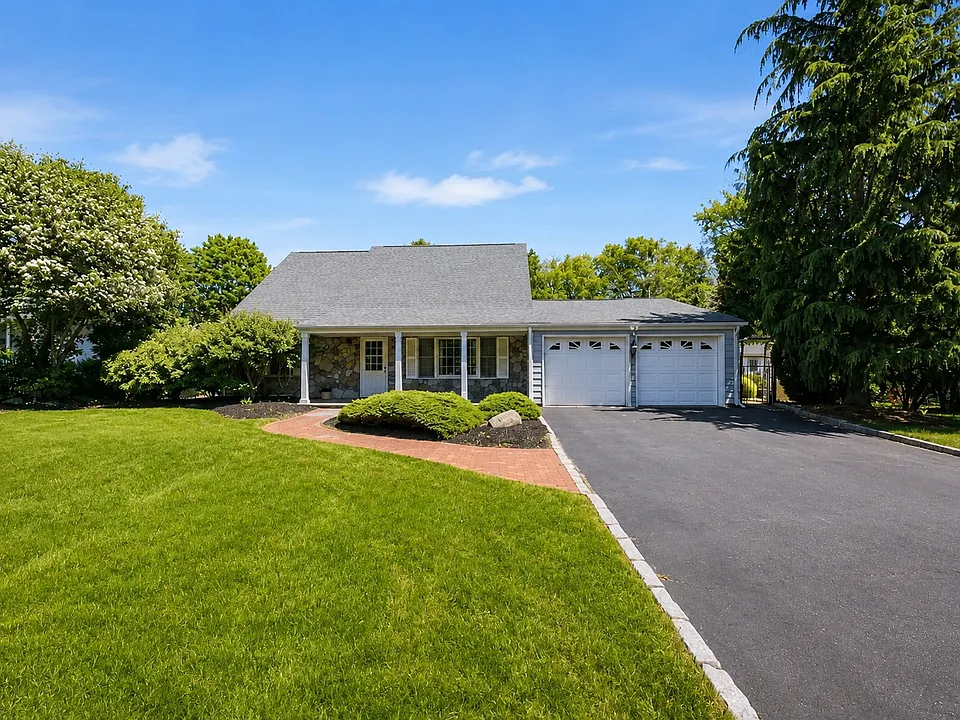 139 Sycamore Cir