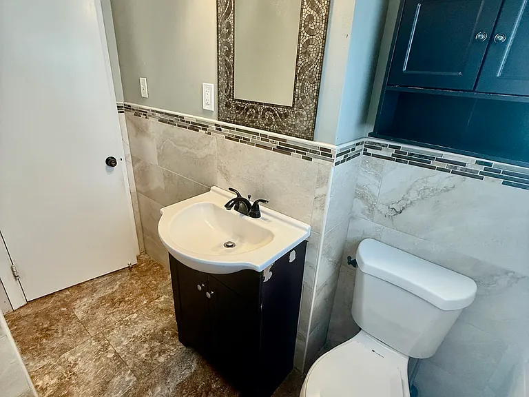 44 Haddam St — Photo 5