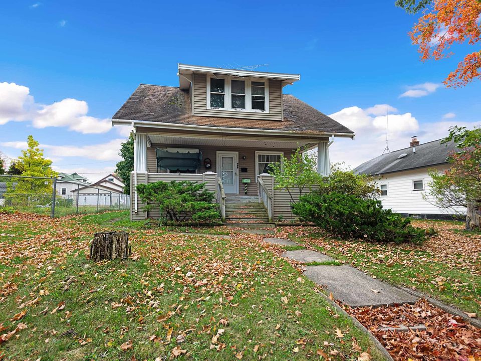 1st image of 422 Saginaw St