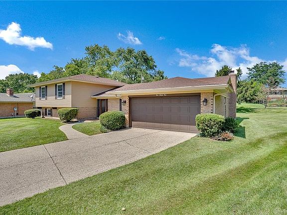 3rd image of 531 Kitts Hill Ct