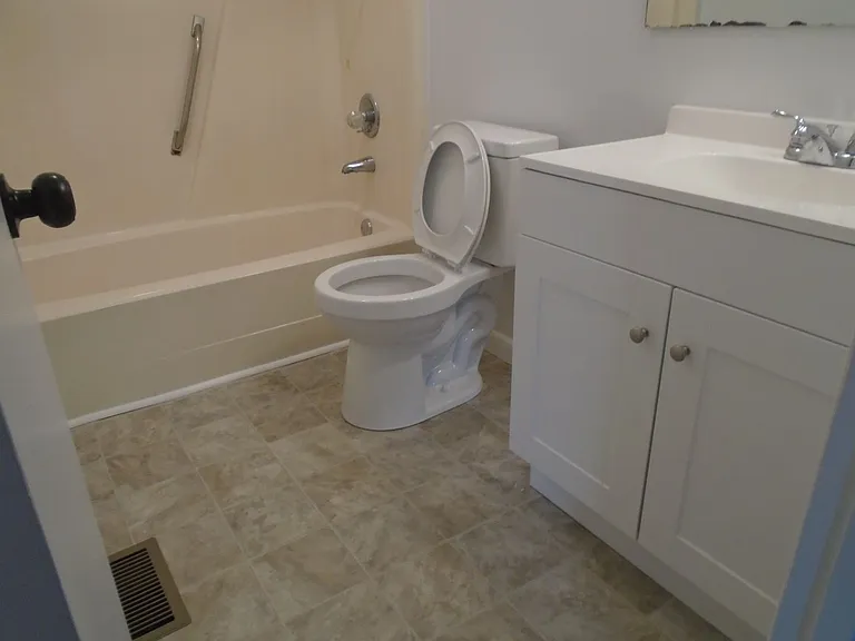 6827 Kizer Dr — Photo 11
