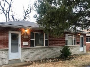 9962 Sue Ct, Saint Ann, MO 63074