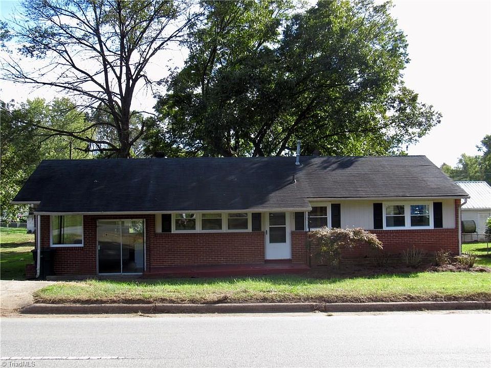 1st image of 1402 E Cone Blvd