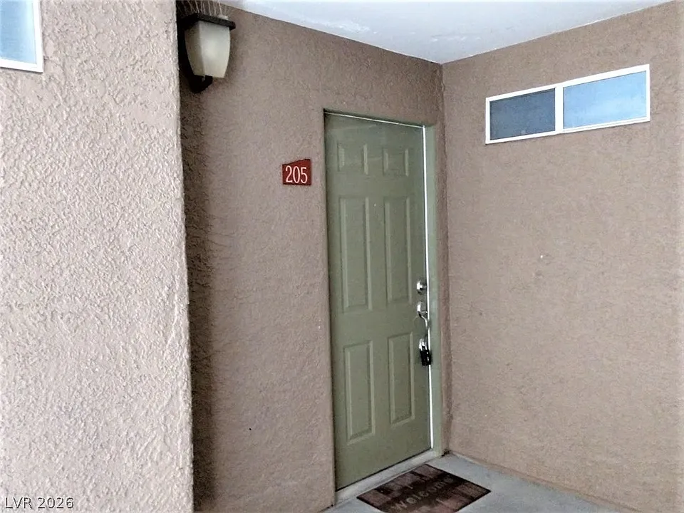 2101 Blue Breeze Dr #205