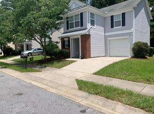 2648 Pebble Meadow Ln, Raleigh, NC 27610