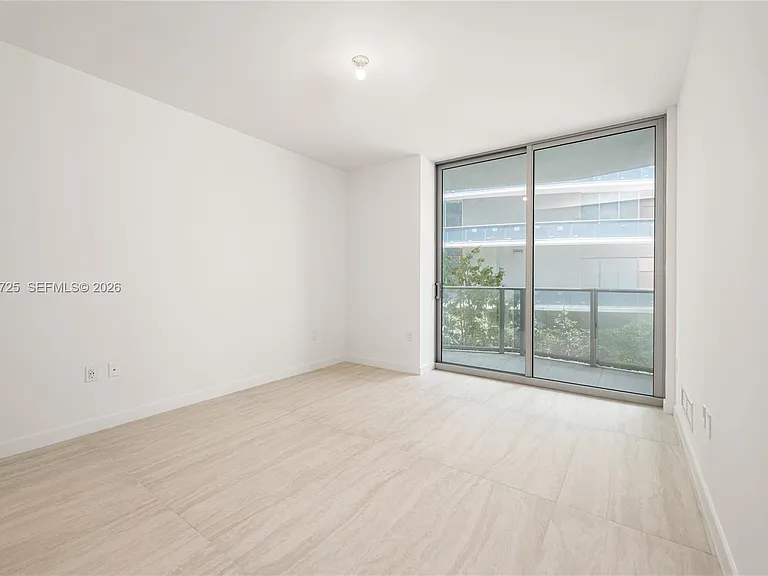 77 SE 5th St #1505 — Photo 28